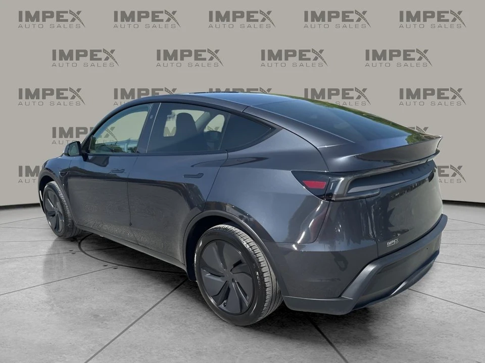 2026 Tesla Model Y - Image 3 of 31