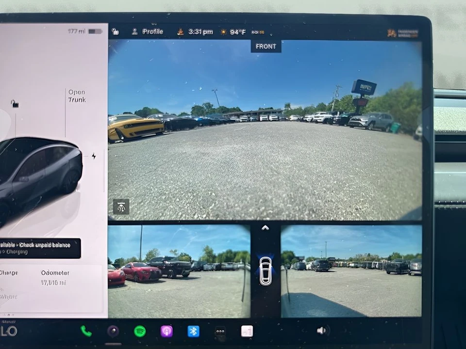 2026 Tesla Model Y - Image 22 of 31
