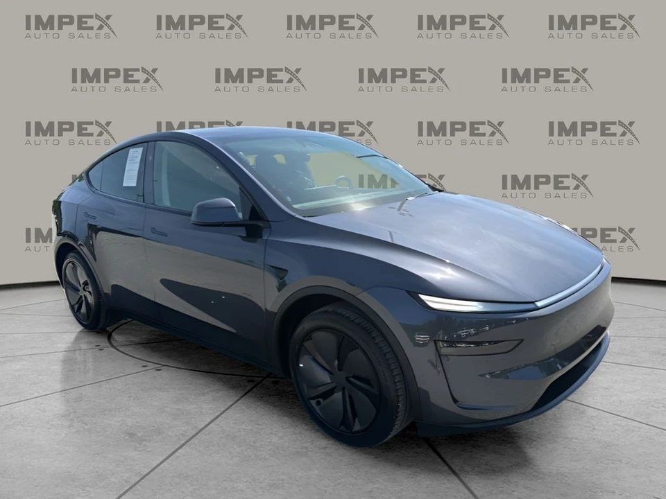 2026 Tesla Model Y - Image 7 of 31