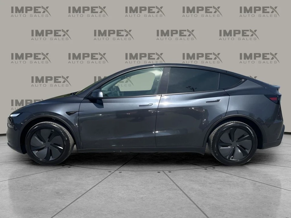 2026 Tesla Model Y - Image 2 of 31
