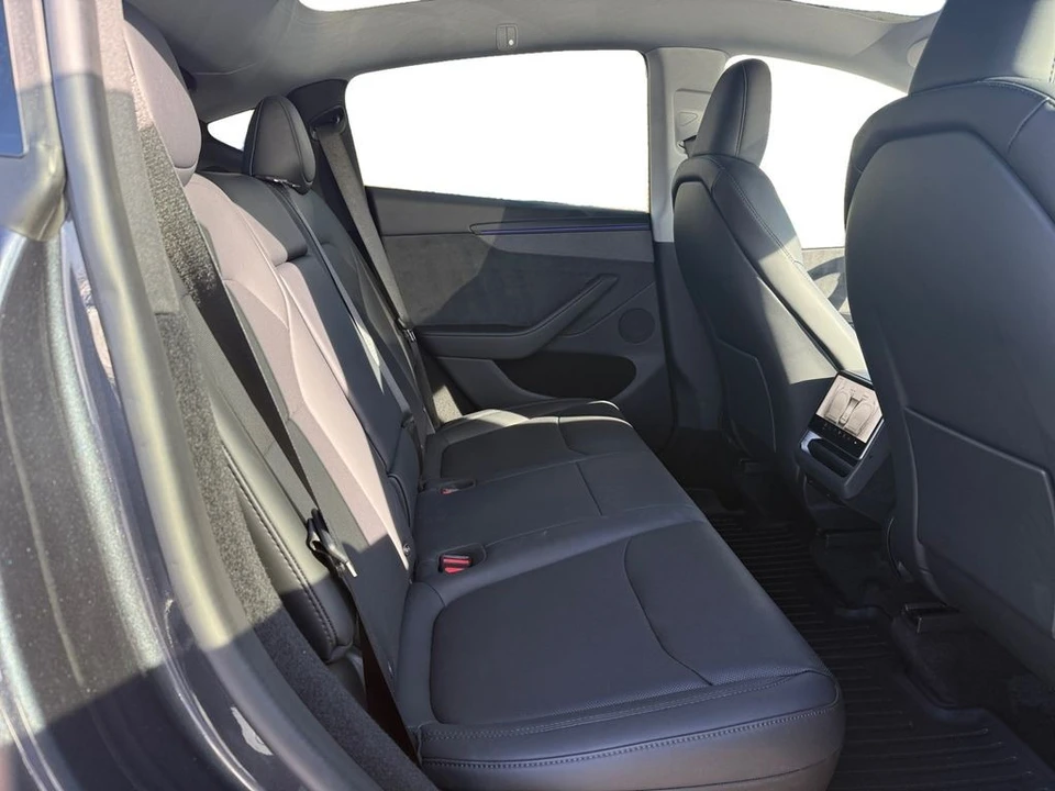 2026 Tesla Model Y - Image 20 of 21