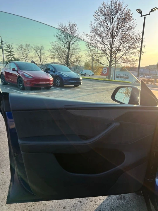 2026 Tesla Model Y - Image 9 of 16