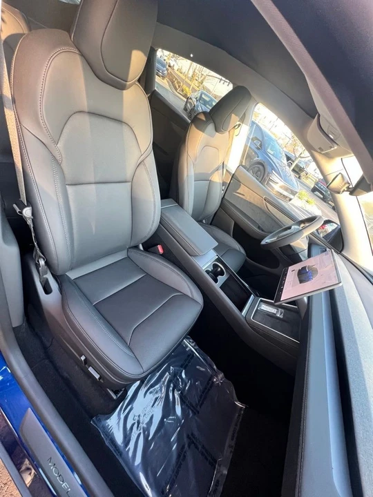 2026 Tesla Model Y - Image 12 of 16