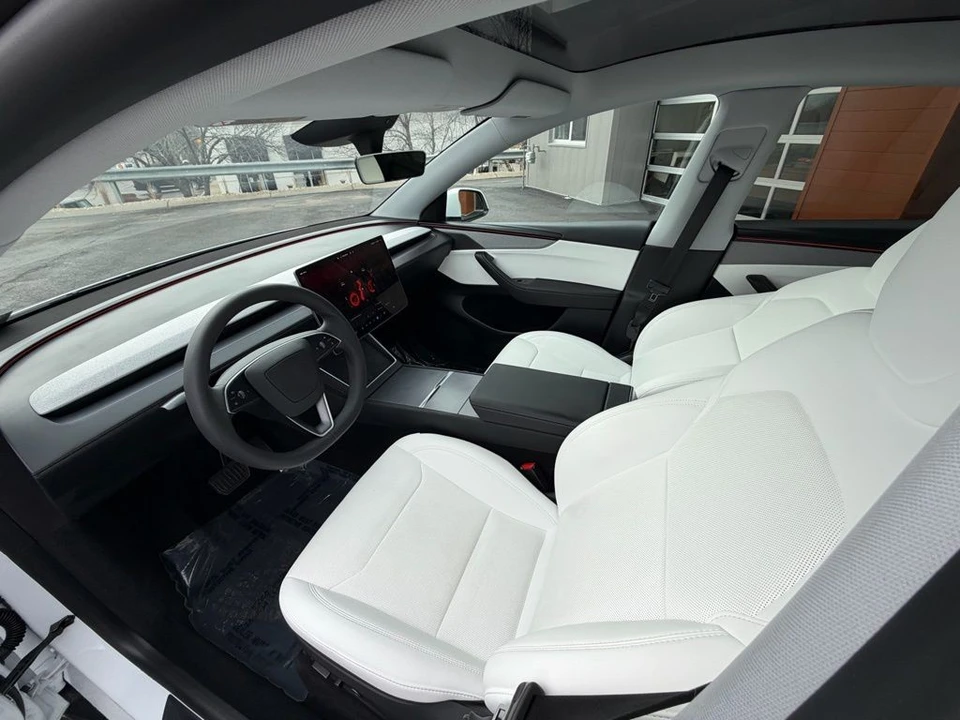 2026 Tesla Model Y - Image 7 of 16