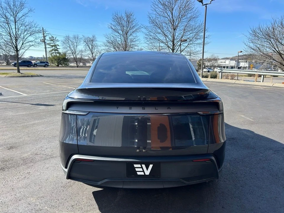 2026 Tesla Model Y - Image 6 of 17