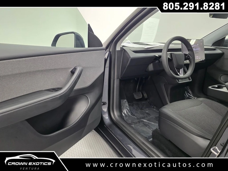 2026 Tesla Model Y - Image 21 of 26