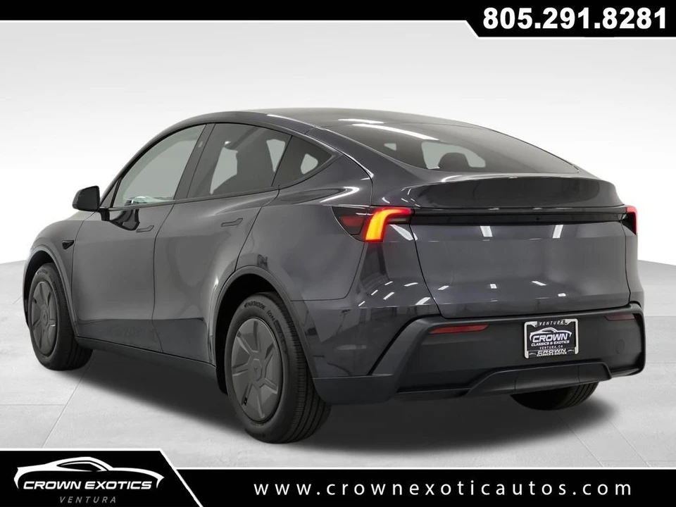 2026 Tesla Model Y - Image 5 of 26