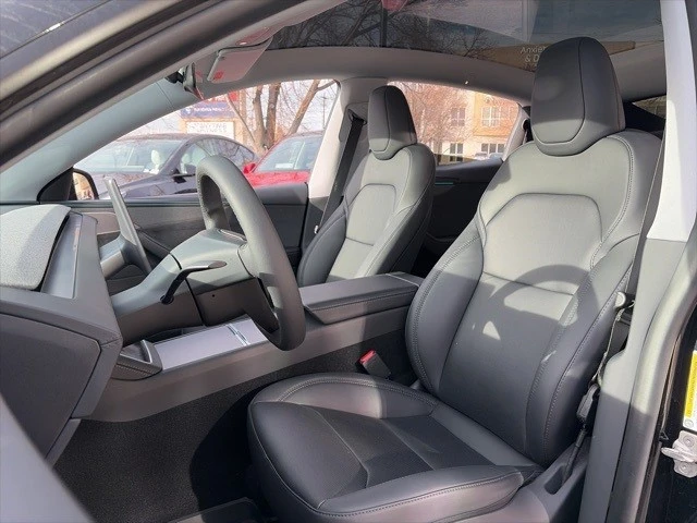 2026 Tesla Model Y - Image 13 of 21