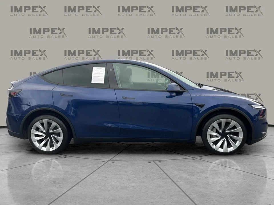 2026 Tesla Model Y - Image 6 of 12