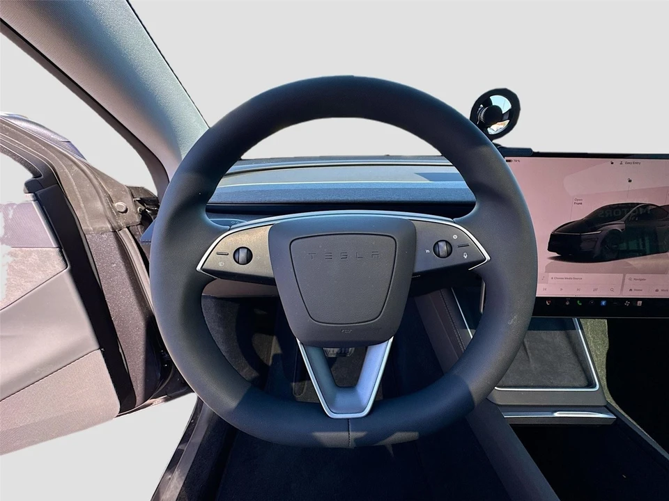2026 Tesla Model Y - Image 11 of 14