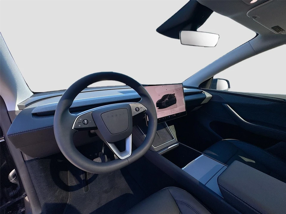 2026 Tesla Model Y - Image 10 of 14