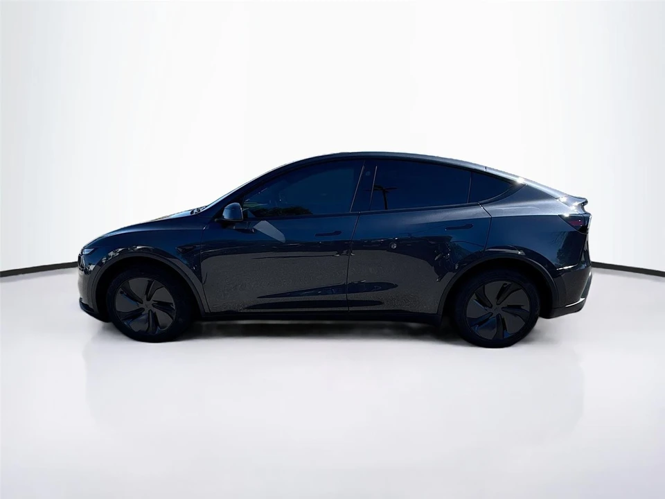 2026 Tesla Model Y - Image 3 of 14
