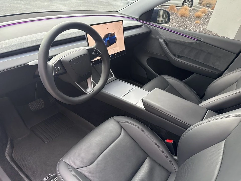 2026 Tesla Model Y - Image 12 of 21