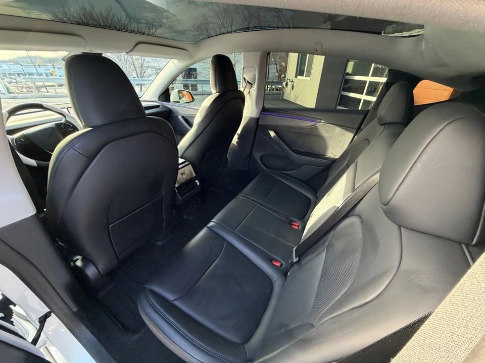 2026 Tesla Model Y - Image 10 of 15