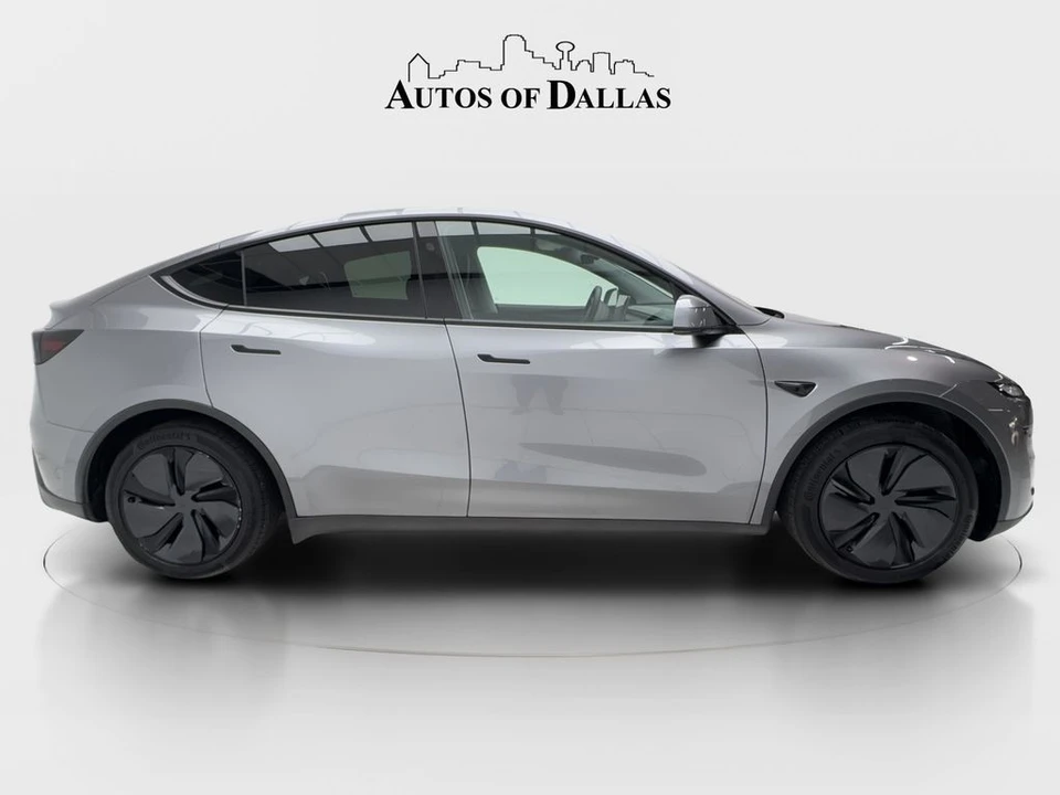 2026 Tesla Model Y - Image 6 of 21