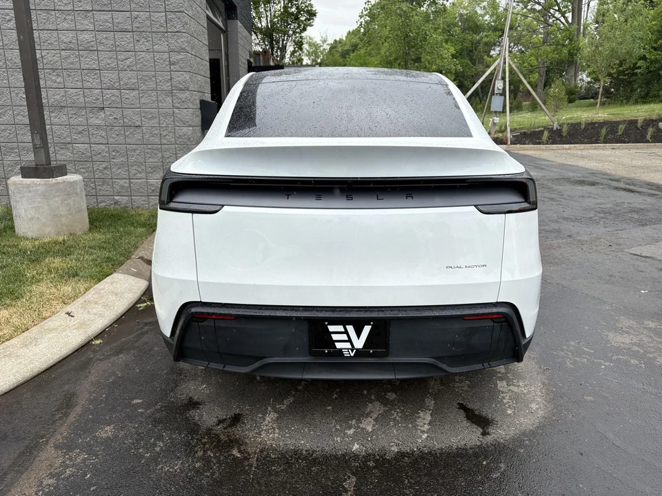 2026 Tesla Model Y - Image 7 of 18