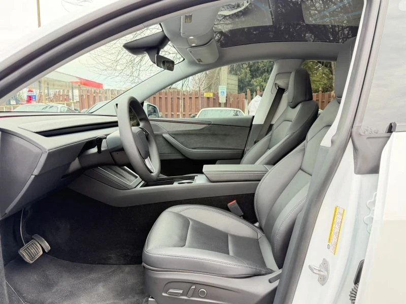 2026 Tesla Model Y - Image 10 of 12