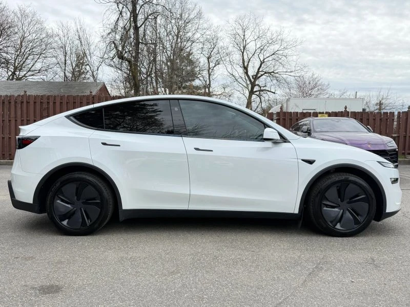 2026 Tesla Model Y - Image 4 of 12