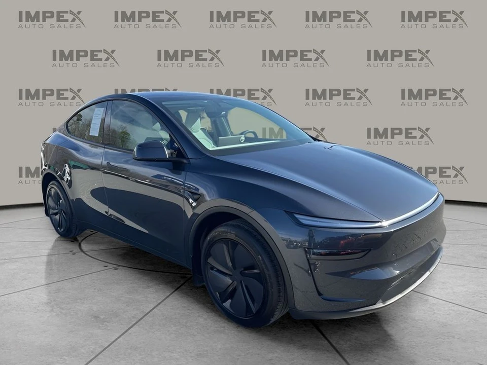 2026 Tesla Model Y - Image 7 of 21