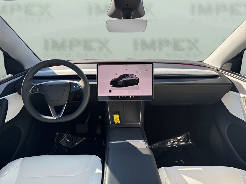 2026 Tesla Model Y - Image 15 of 21