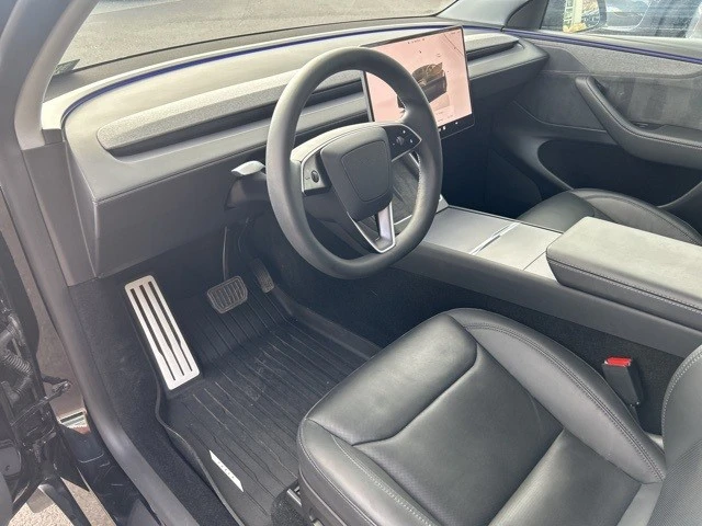 2026 Tesla Model Y - Image 12 of 21
