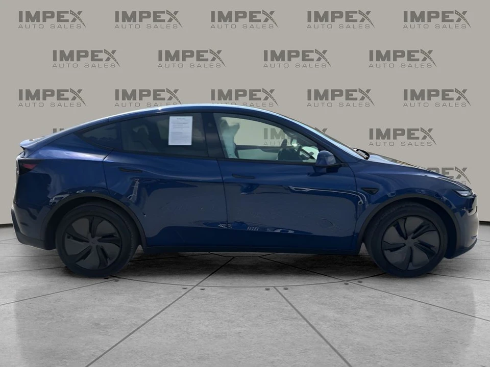 2026 Tesla Model Y - Image 6 of 31
