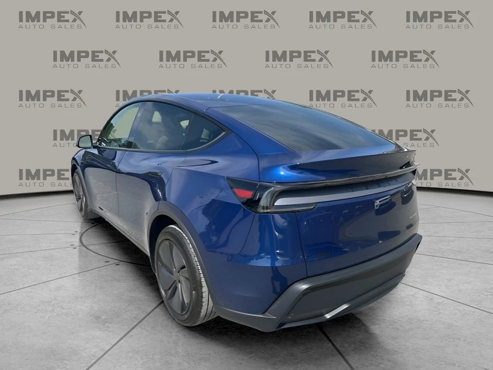 2026 Tesla Model Y - Image 3 of 31