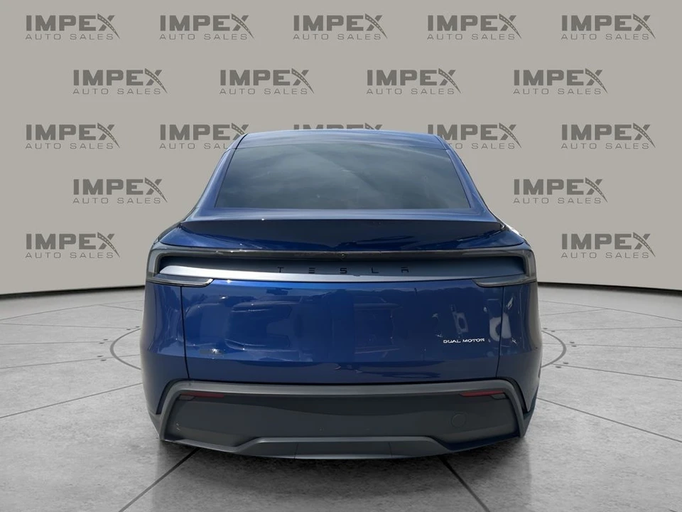 2026 Tesla Model Y - Image 4 of 31