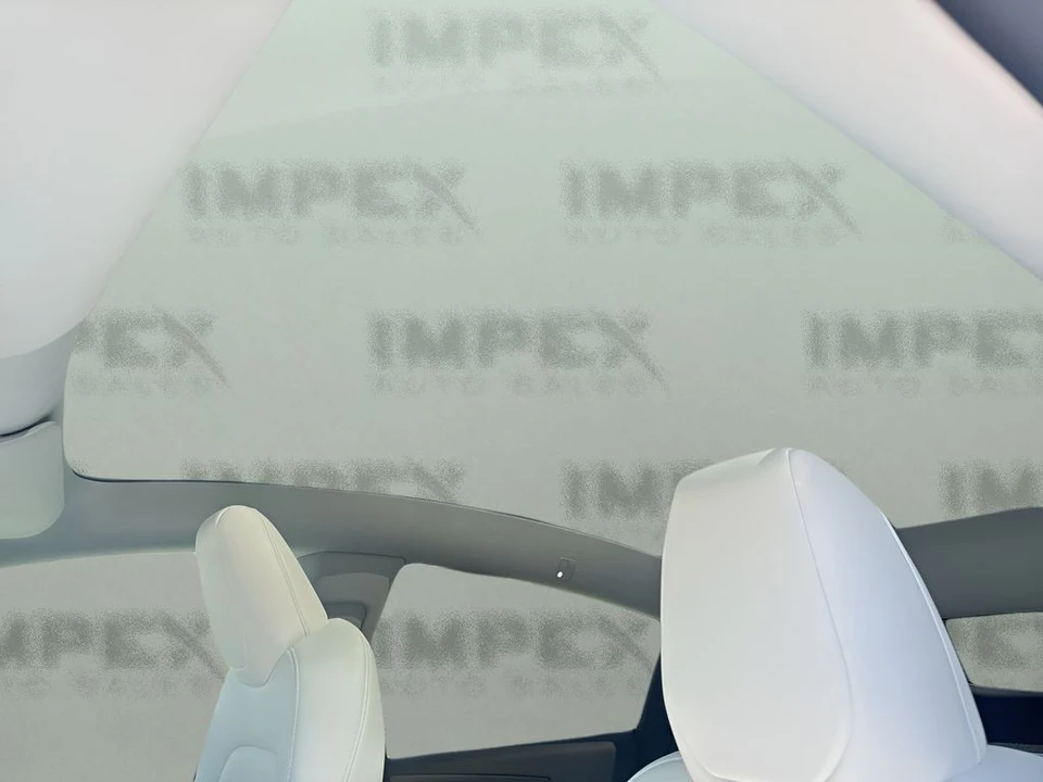 2026 Tesla Model Y - Image 9 of 31