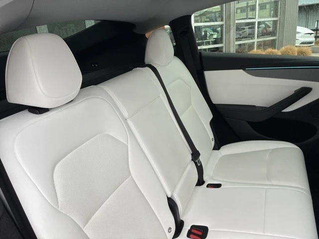 2026 Tesla Model Y - Image 20 of 21