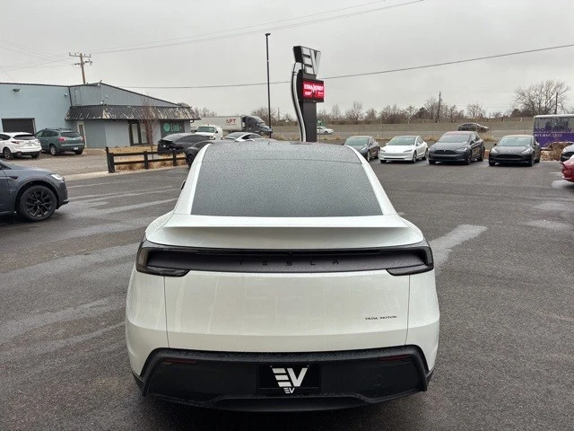 2026 Tesla Model Y - Image 6 of 21