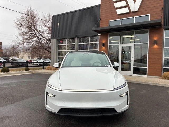 2026 Tesla Model Y - Image 2 of 21