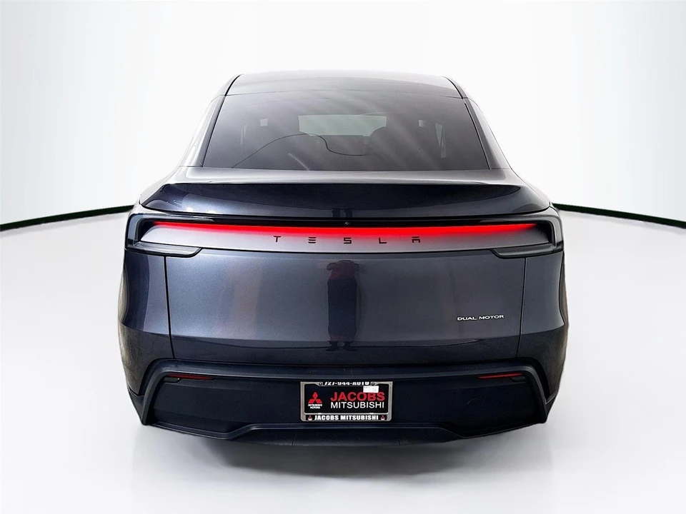 2026 Tesla Model Y - Image 20 of 21