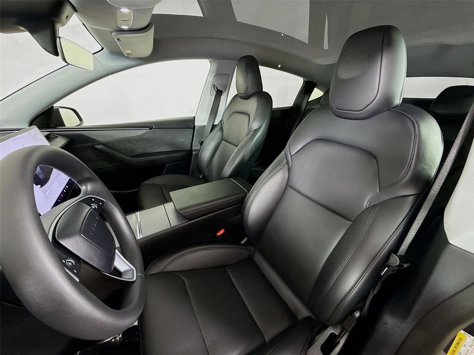 2026 Tesla Model Y - Image 2 of 21