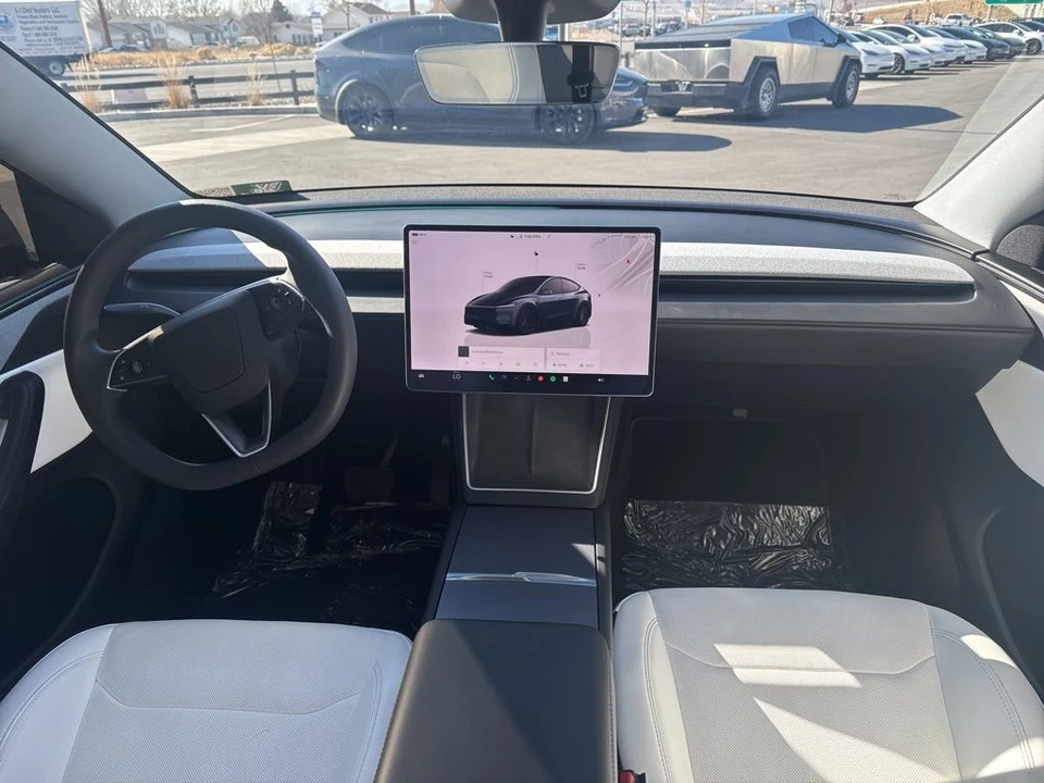 2026 Tesla Model Y - Image 21 of 21