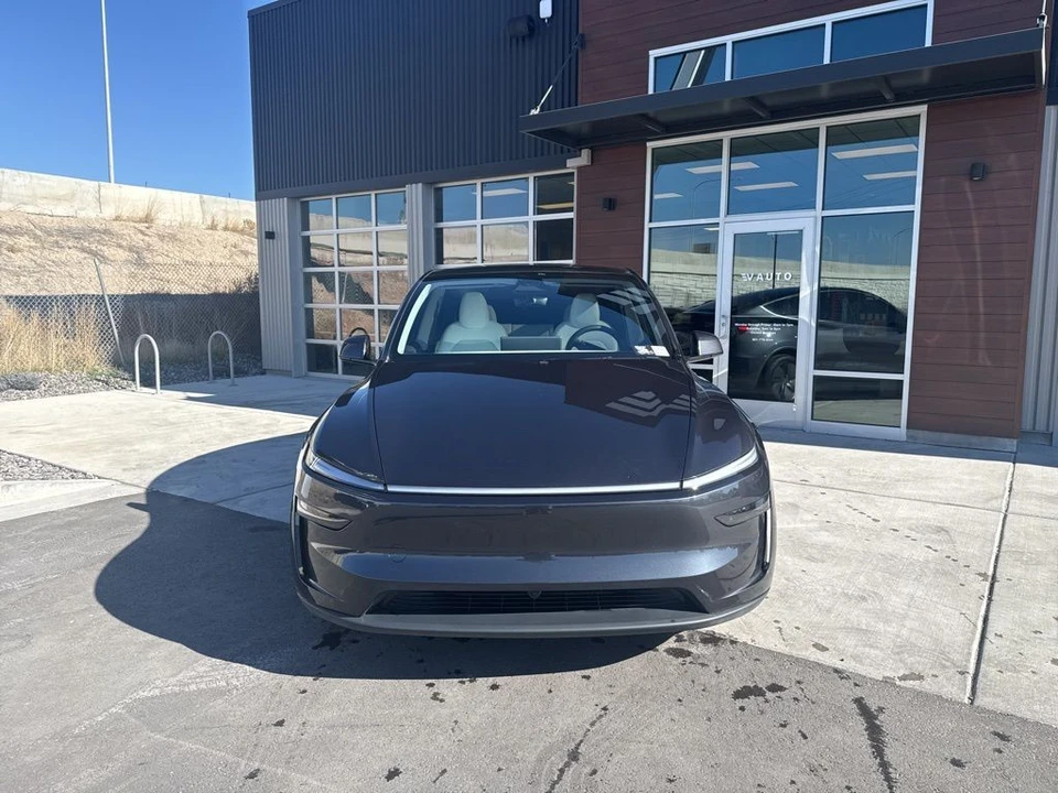 2026 Tesla Model Y - Image 3 of 21