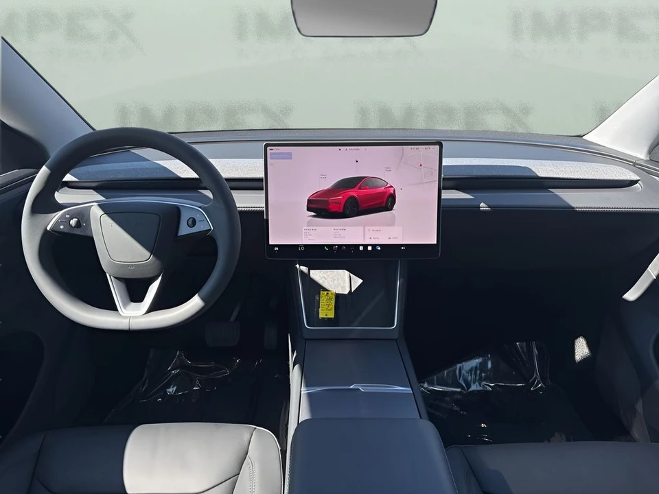 2026 Tesla Model Y - Image 15 of 21