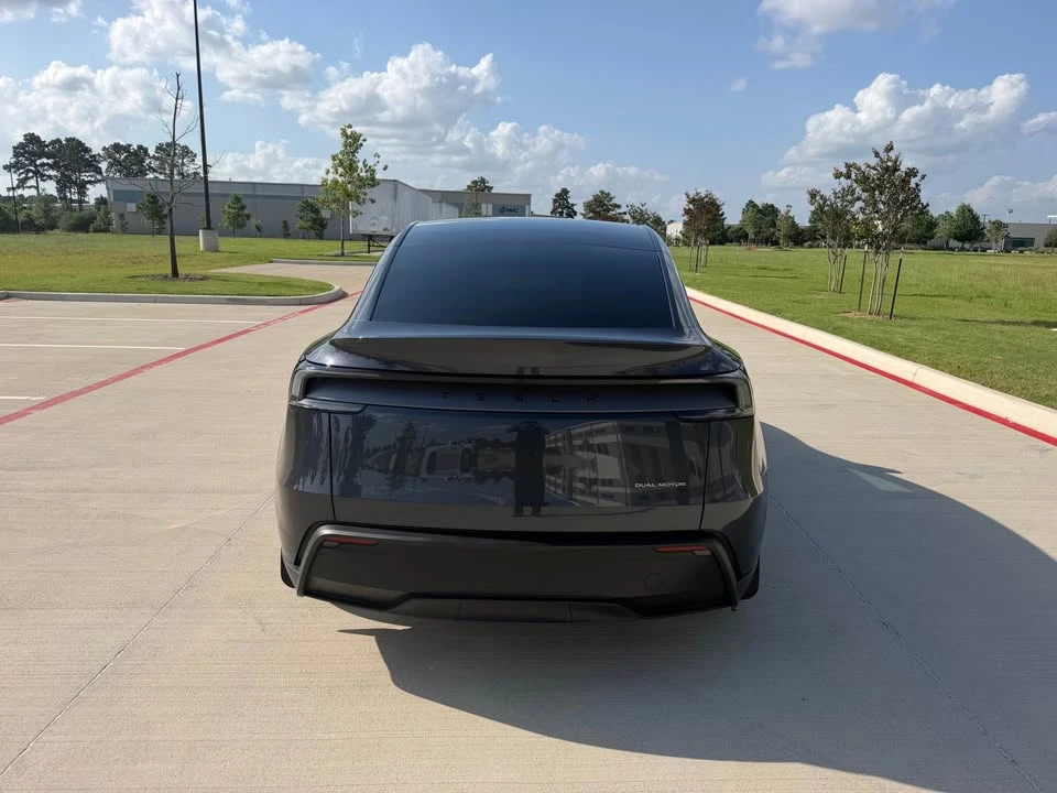 2026 Tesla Model Y - Image 6 of 14