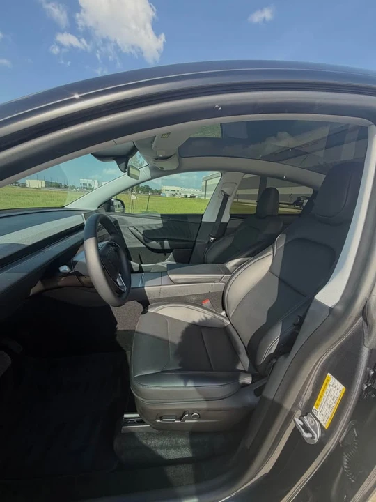 2026 Tesla Model Y - Image 13 of 14