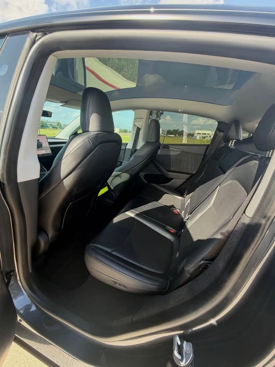 2026 Tesla Model Y - Image 11 of 14
