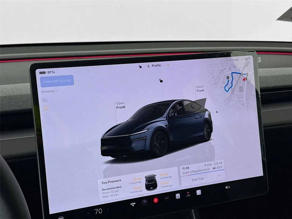 2026 Tesla Model Y - Image 10 of 14
