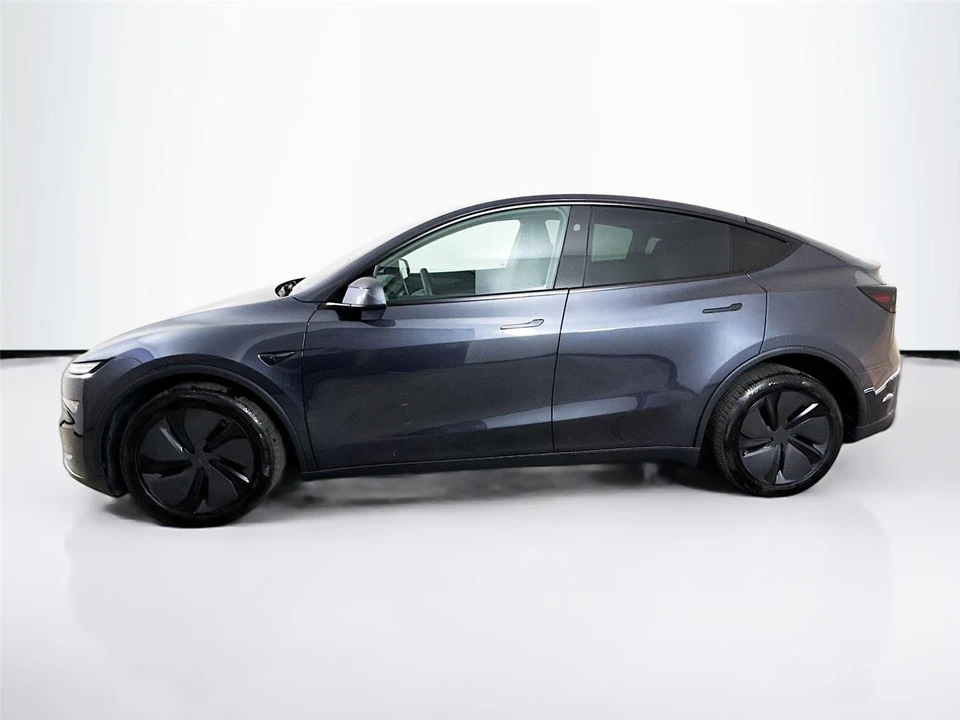 2026 Tesla Model Y - Image 4 of 14
