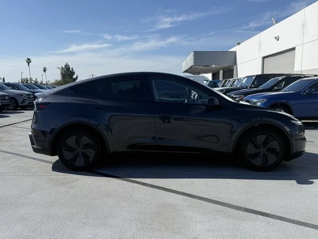 2026 Tesla Model Y - Image 13 of 21