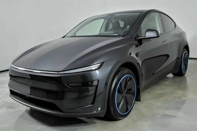 2026 Tesla Model Y - Image 6 of 21