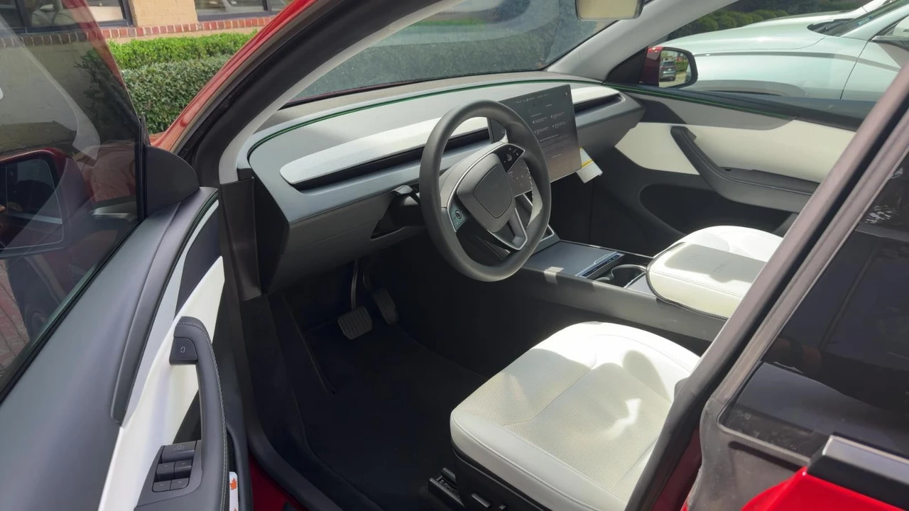2026 Tesla Model Y - Image 13 of 13