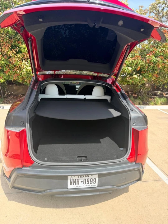 2026 Tesla Model Y - Image 8 of 13