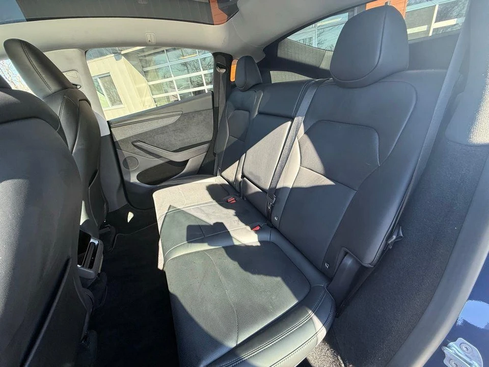 2026 Tesla Model Y - Image 14 of 21