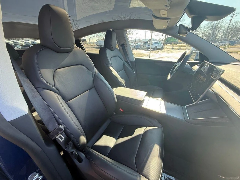 2026 Tesla Model Y - Image 20 of 21