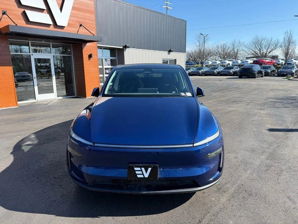 2026 Tesla Model Y - Image 2 of 21