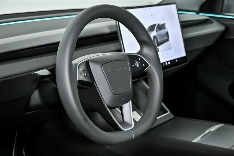 2026 Tesla Model Y - Image 21 of 21